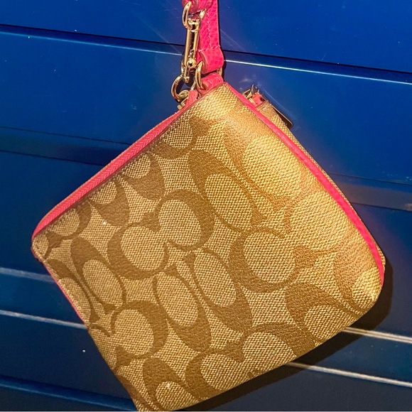 Coach Pink and Brown Signature Clutch - Picture 3 of 4